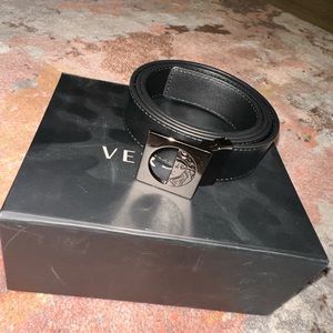 Black Versace belt